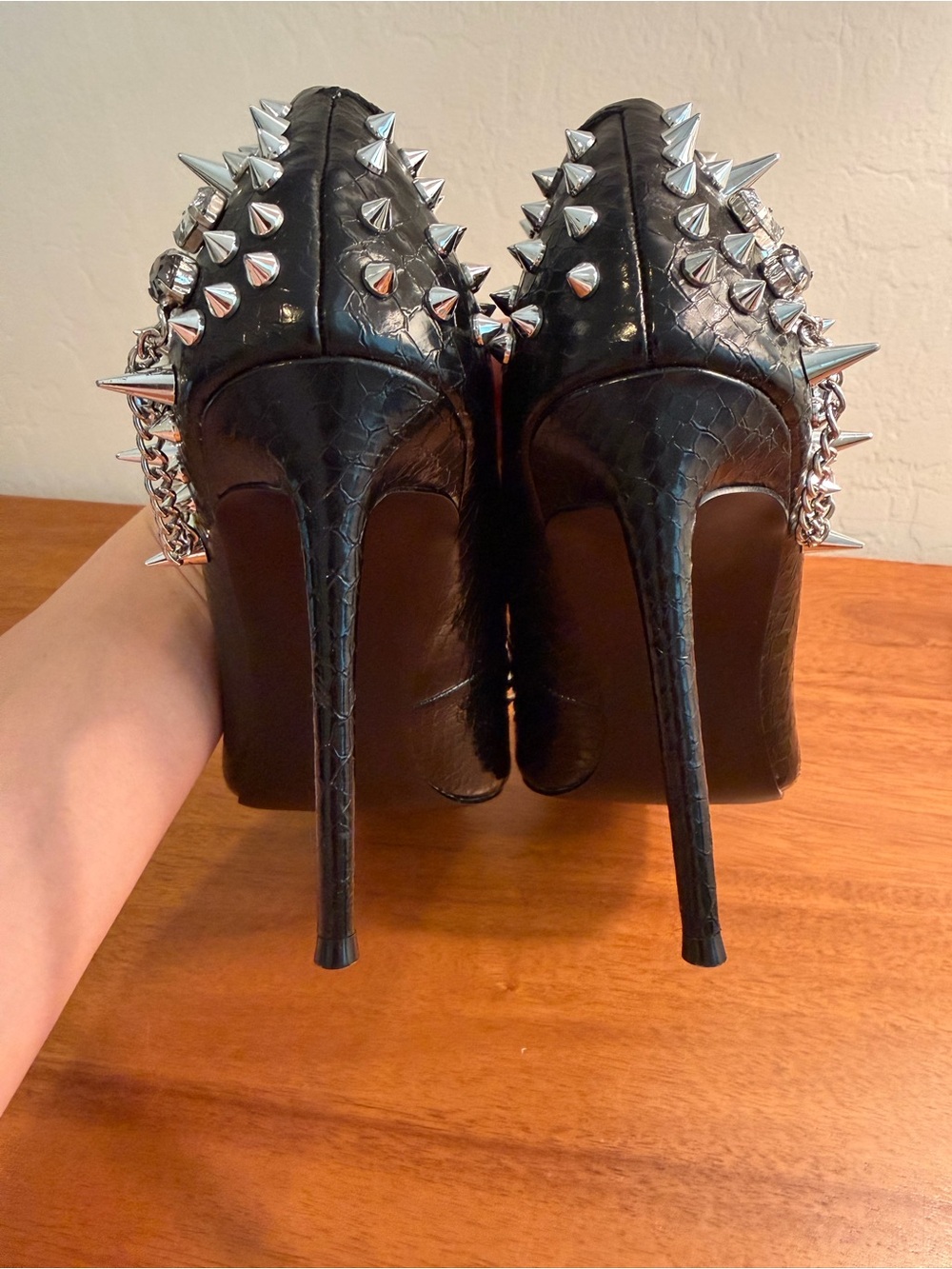 Steve Madden Veronicka Black Pointed-Toe Multi Stiletto Pumps - Picture 5 of 8